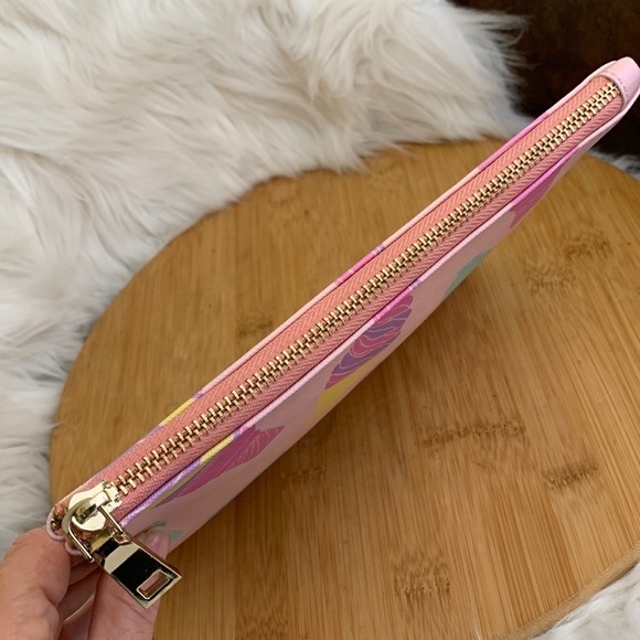 Studio DIY Can’t Clutch This Ice Cream “Highway to Friday” Bag Charm Clutch NWOT - Picture 6 of 11